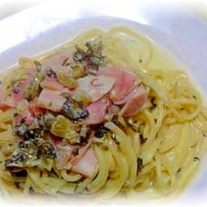 ありあわせで簡単！高菜とベーコンのクリームパスタ